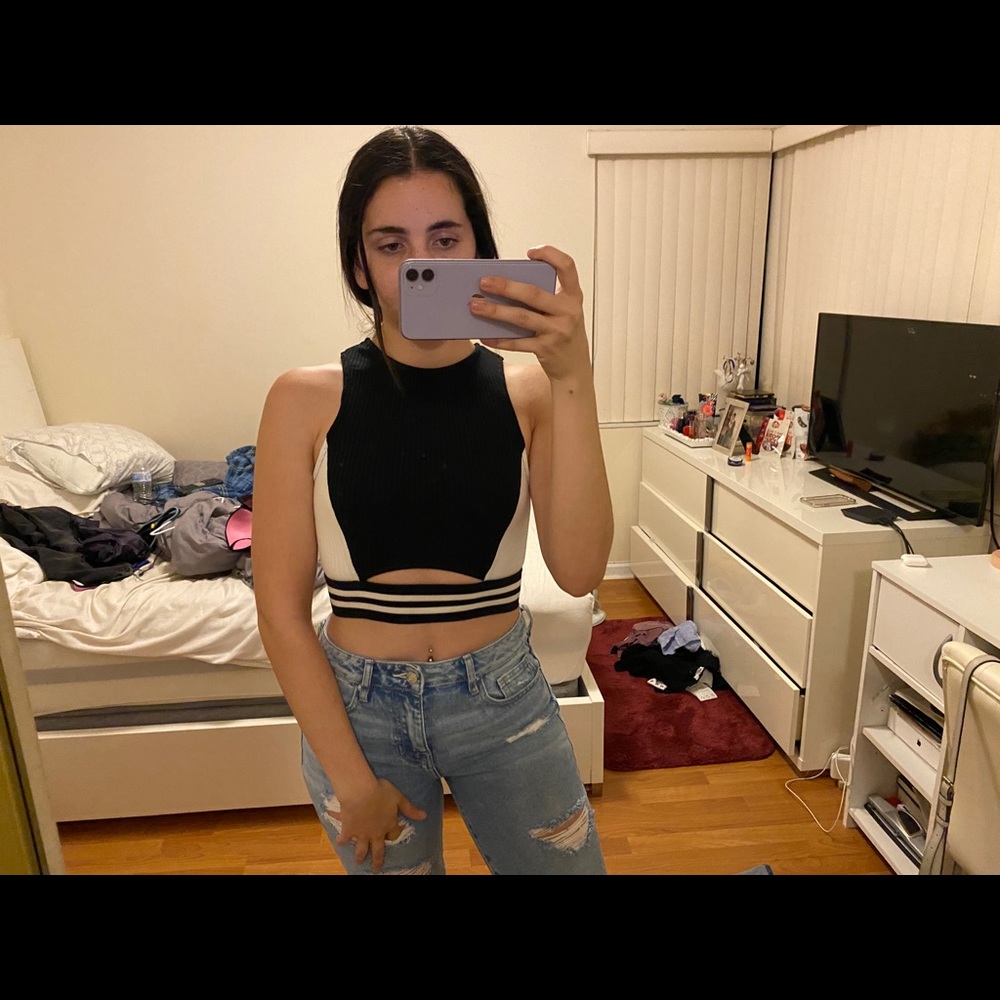 Crop top